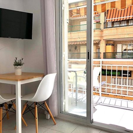 Studio di 23 m² in Appartamento con 1 bagno privato in zona Torrevieja Esterno foto